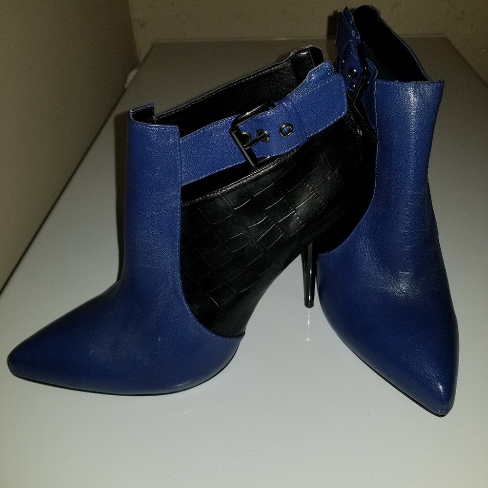 Aldo Black and Blue Leather Heeled Booties